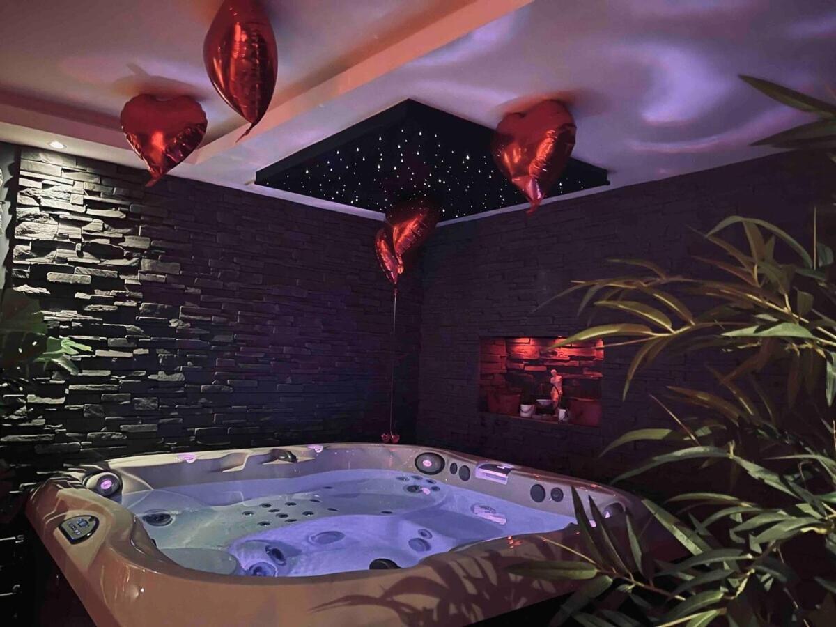 O Venus Spa Sin-le-Noble Eksteriør bilde
