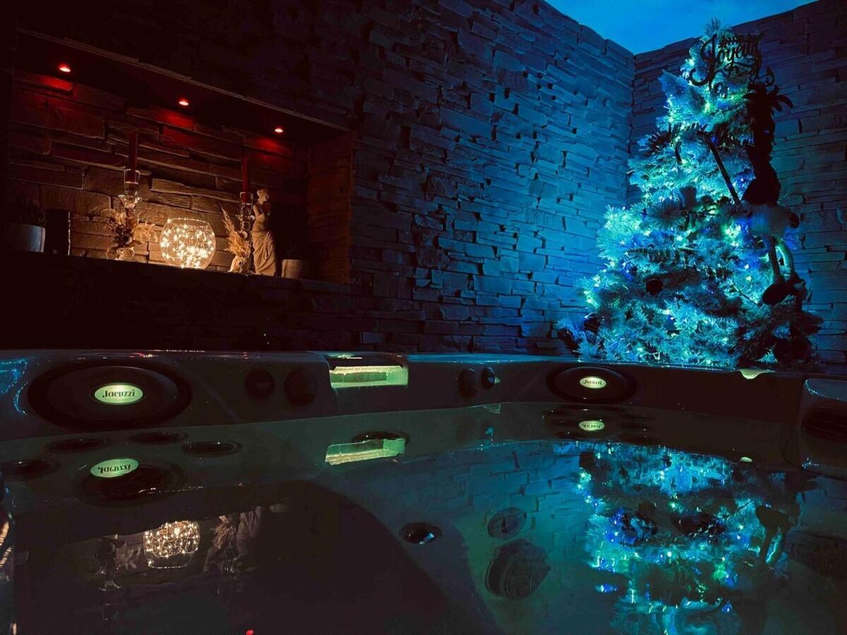 O Venus Spa Sin-le-Noble Eksteriør bilde