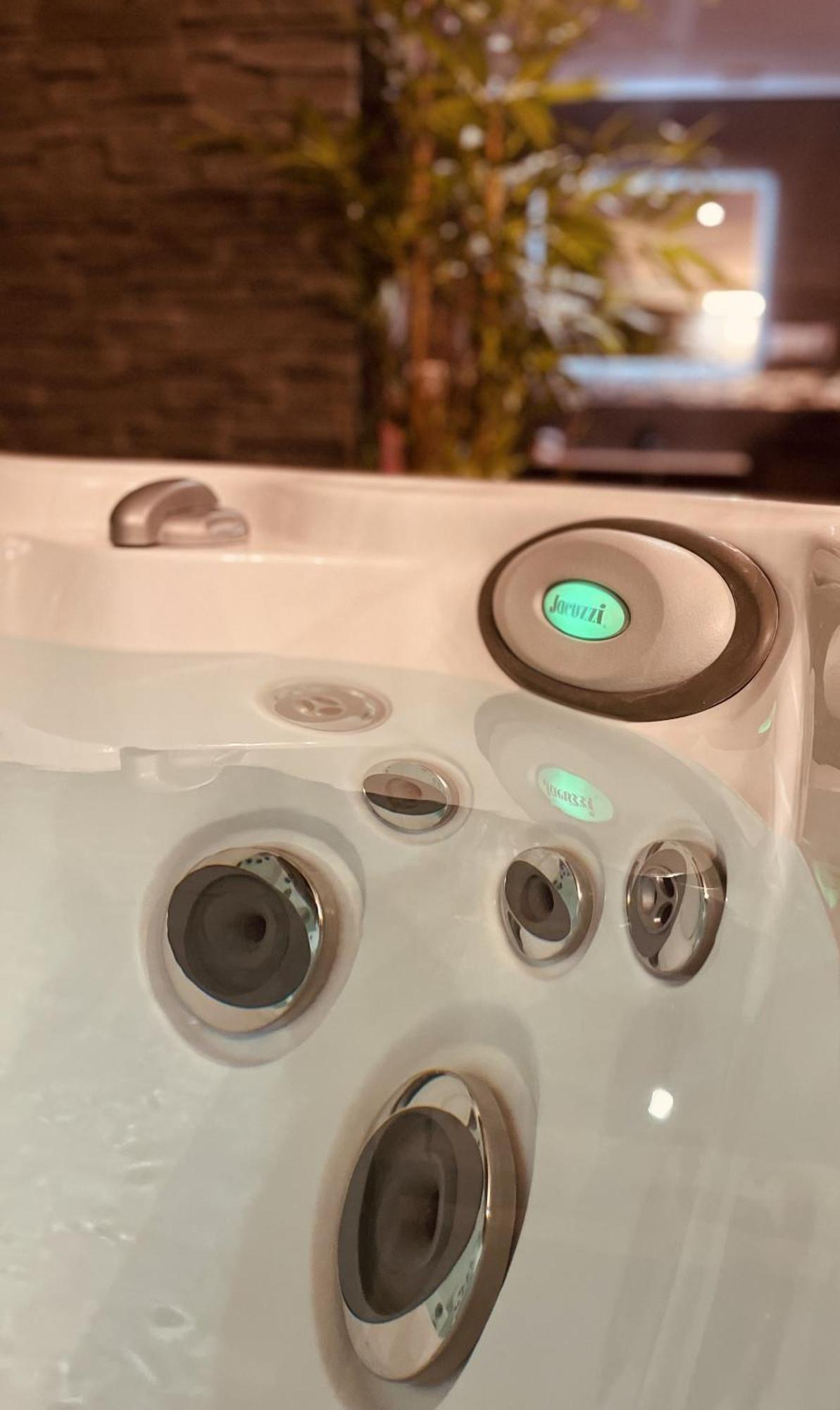 O Venus Spa Sin-le-Noble Eksteriør bilde